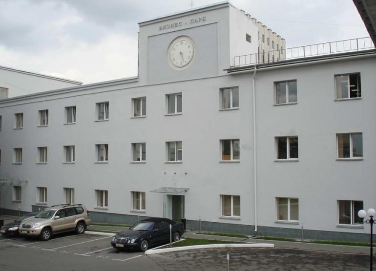 Loft325: Вид здания